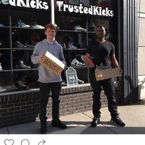 Meet your Posher, Tay